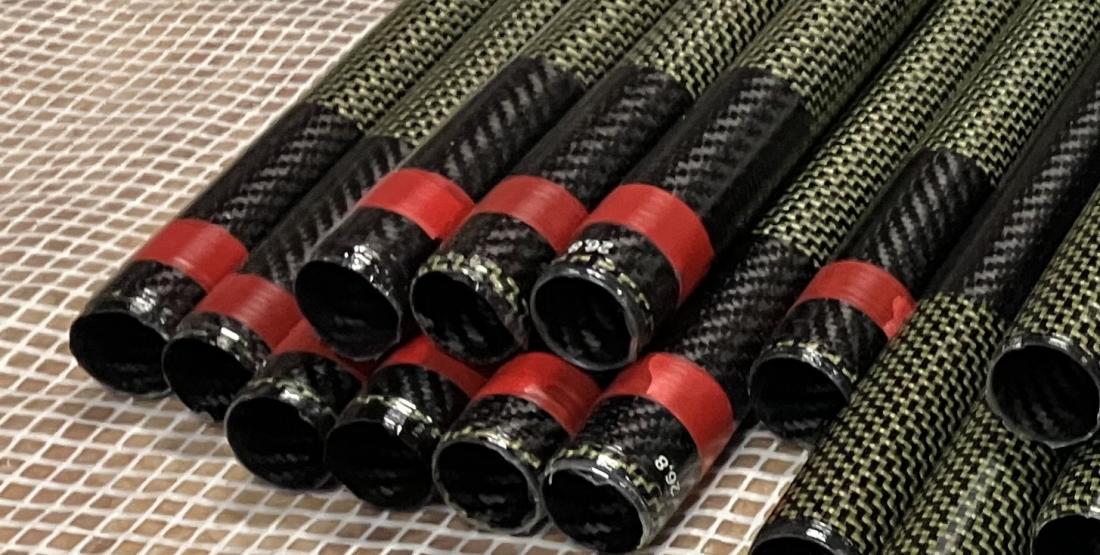 Kev/carb rigide kayak polo